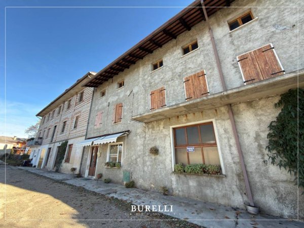 casa indipendente in vendita a Pasian di Prato in zona Colloredo di Prato