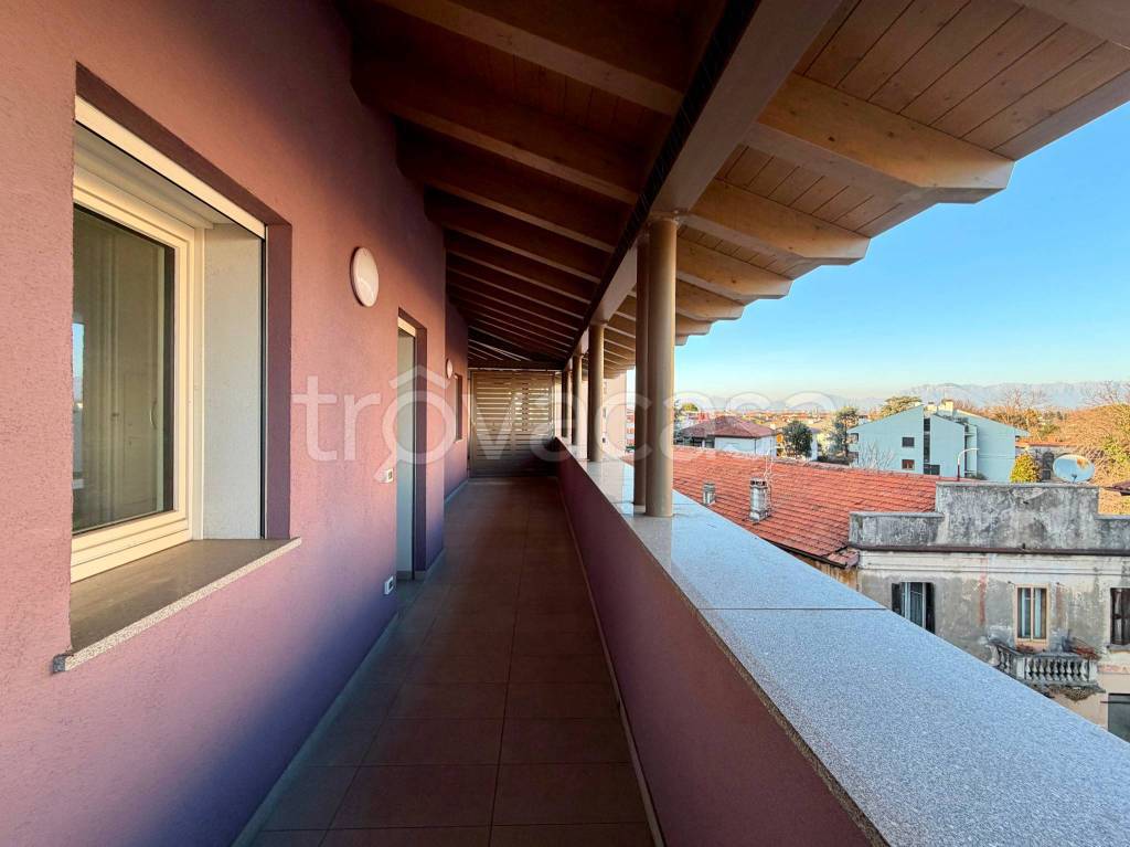 appartamento in vendita a Pasian di Prato