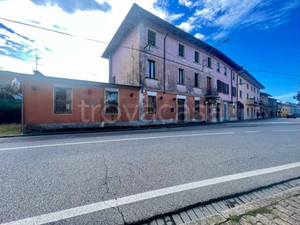 negozio in vendita a Pasian di Prato in zona Colloredo di Prato