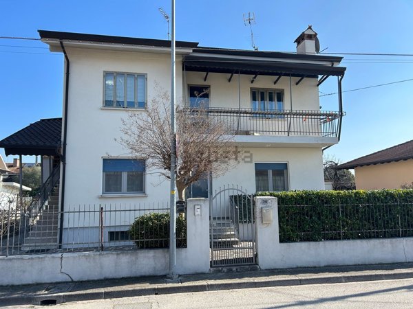 appartamento in vendita a Pasian di Prato