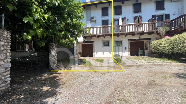casa indipendente in vendita a Pasian di Prato in zona Colloredo di Prato