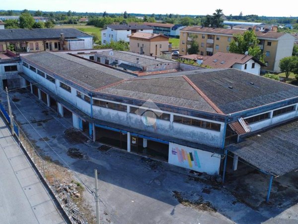 terreno edificabile in vendita a Pasian di Prato