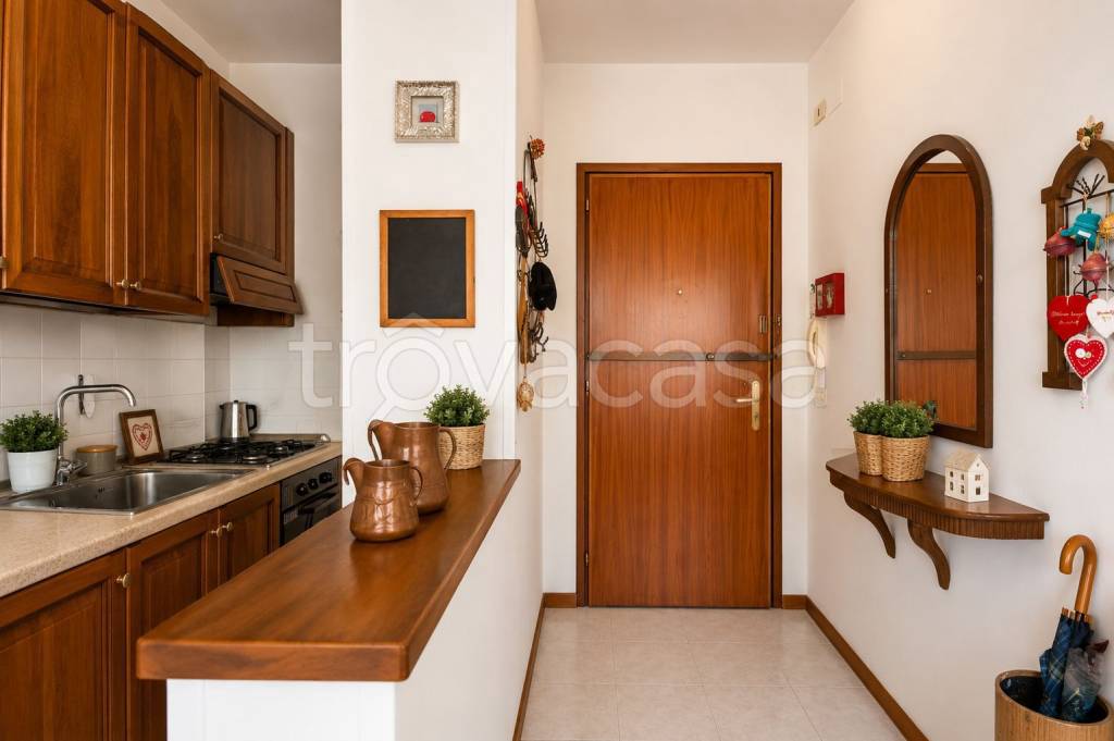appartamento in vendita a Pasian di Prato in zona Santa Caterina