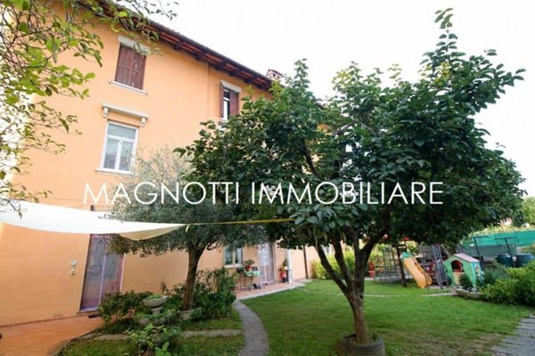 appartamento in vendita a Pasian di Prato in zona Santa Caterina