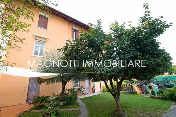 appartamento in vendita a Pasian di Prato in zona Santa Caterina