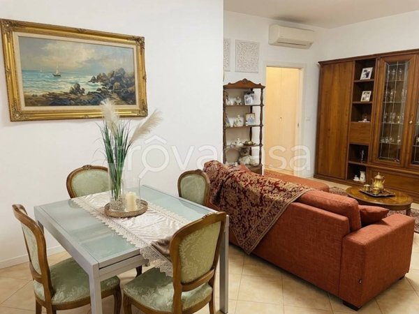 appartamento in vendita a Pasian di Prato in zona Santa Caterina