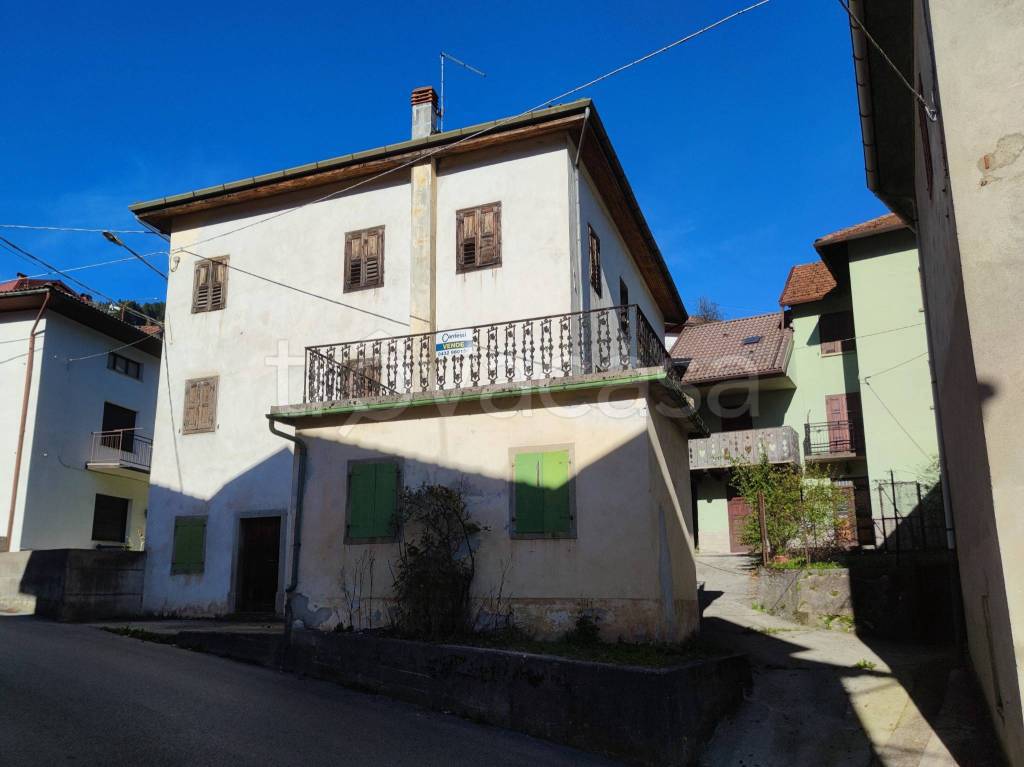 casa indipendente in vendita a Paularo in zona Villamezzo