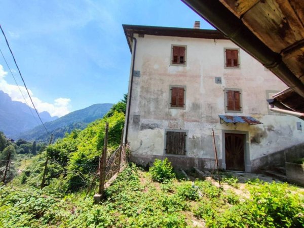 casa indipendente in vendita a Paularo