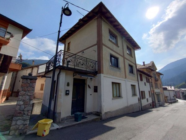appartamento in vendita a Paularo
