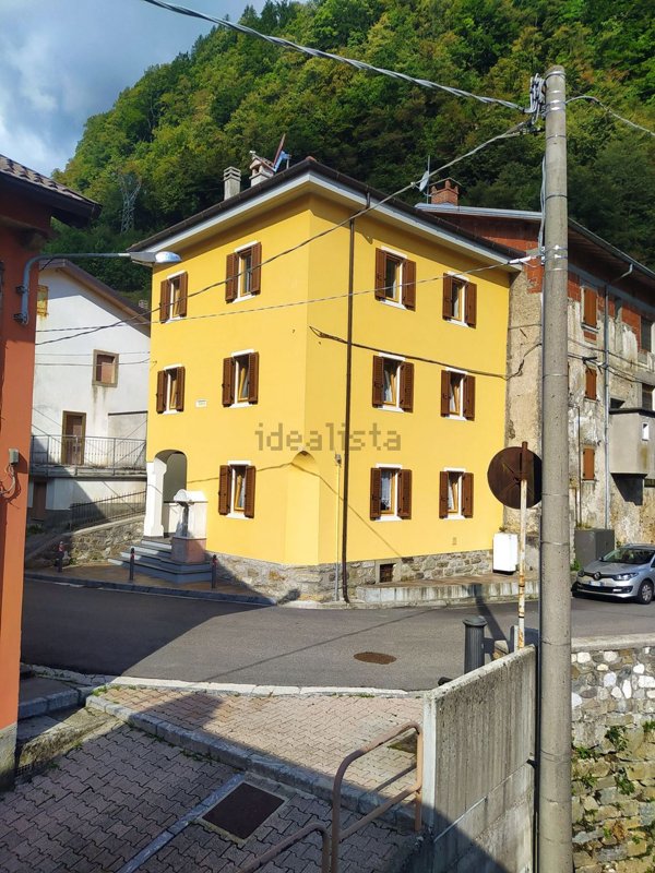 casa indipendente in vendita a Paularo in zona Salino