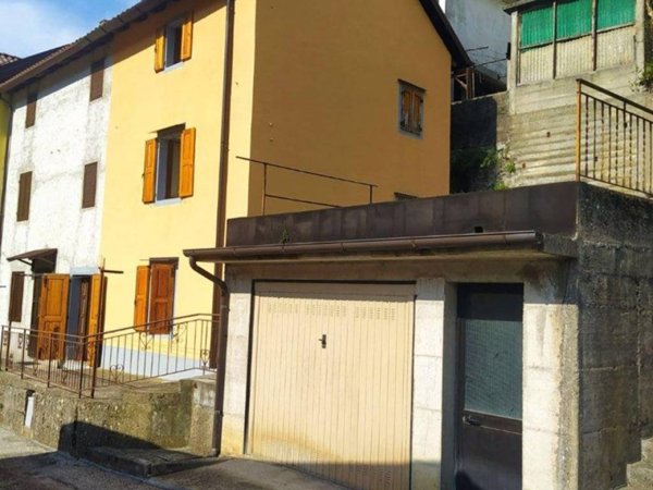casa indipendente in vendita a Paularo in zona Salino