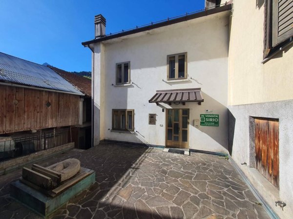 casa indipendente in vendita a Paularo in zona Dierico