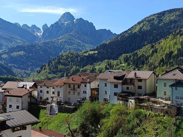 casa indipendente in vendita a Paularo