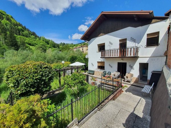 casa indipendente in vendita a Paularo in zona Casaso