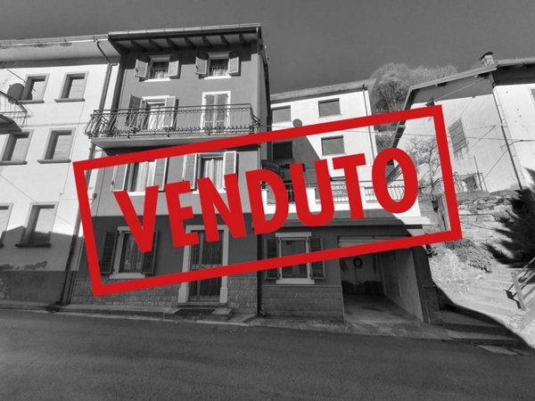 casa indipendente in vendita a Paularo in zona Salino