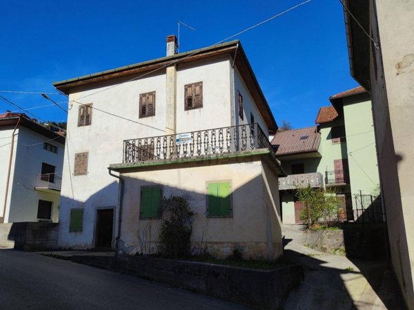 casa indipendente in vendita a Paularo in zona Villamezzo