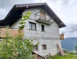 casa indipendente in vendita a Paularo