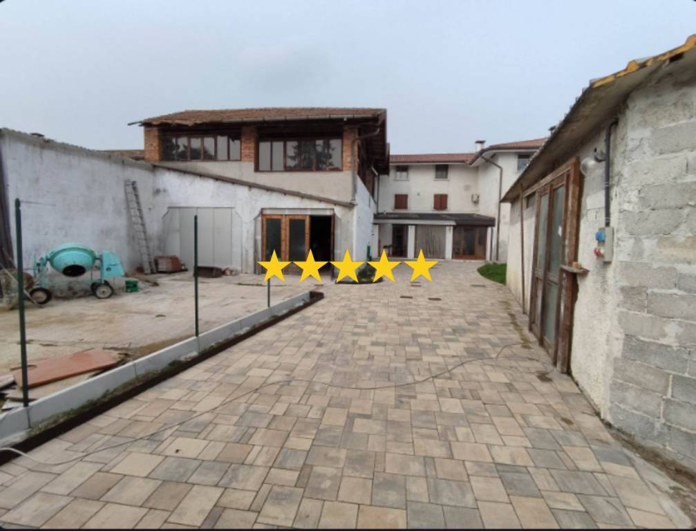 appartamento in vendita a Pavia di Udine