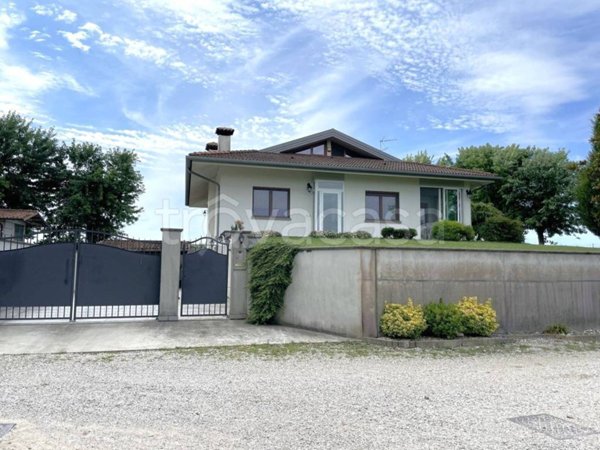 casa indipendente in vendita a Pavia di Udine in zona Percoto