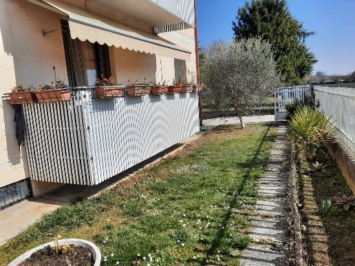 appartamento in vendita a Pavia di Udine in zona Lauzacco