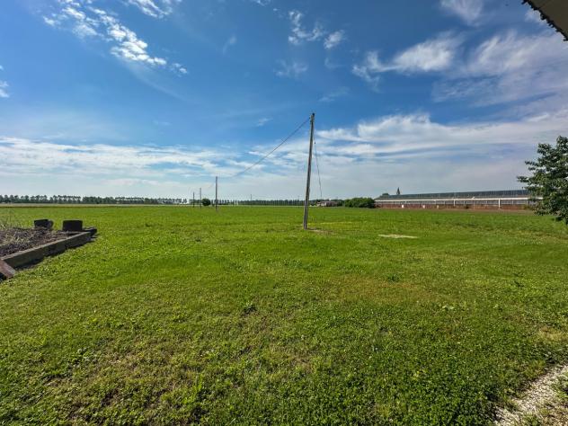 casa indipendente in vendita a Pavia di Udine in zona Persereano