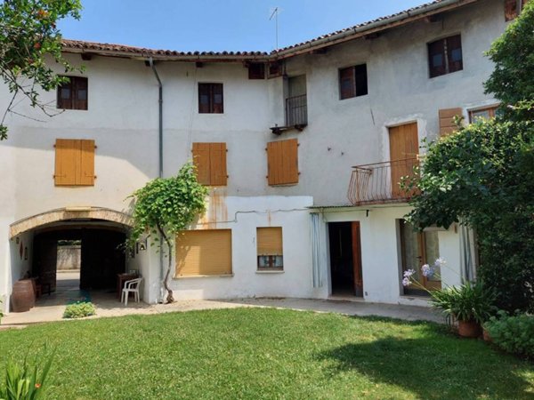 casa indipendente in vendita a Pavia di Udine in zona Risano