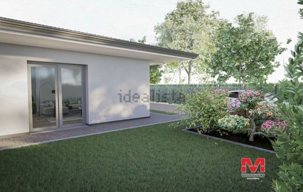 casa indipendente in vendita a Pavia di Udine in zona Lauzacco