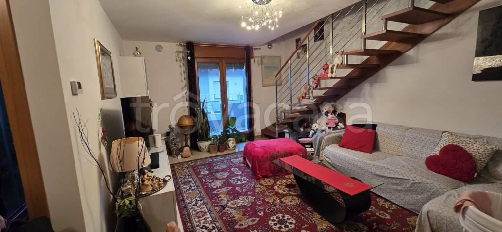appartamento in vendita a Pavia di Udine in zona Lauzacco