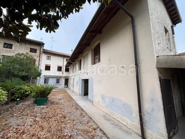 casa indipendente in vendita a Pocenia