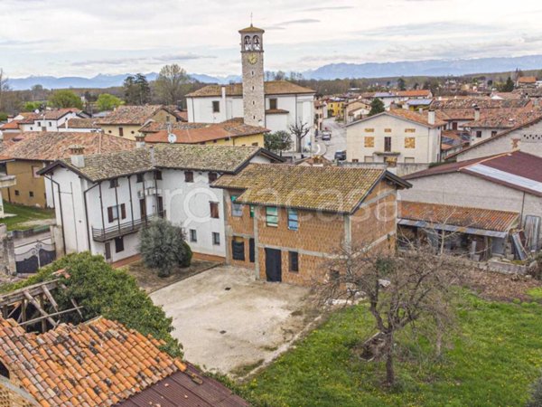 casa indipendente in vendita a Pocenia in zona Torsa