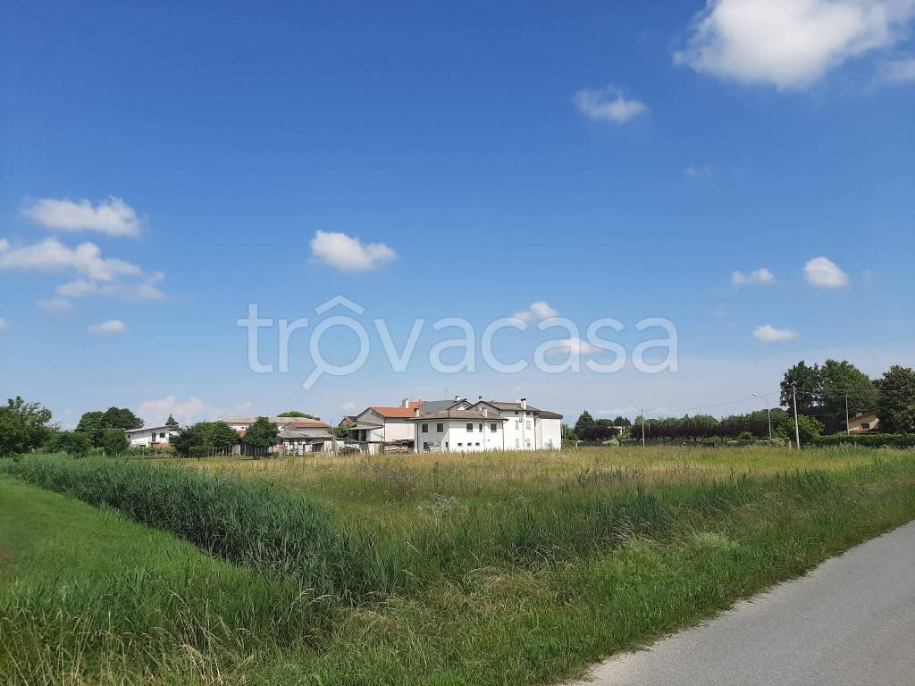 terreno edificabile in vendita a Pocenia in zona Torsa