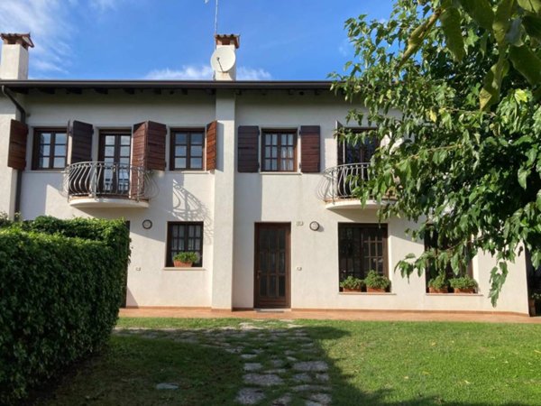 casa indipendente in vendita a Pocenia