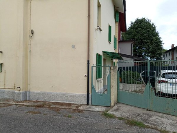 casa indipendente in vendita a Pocenia in zona Torsa