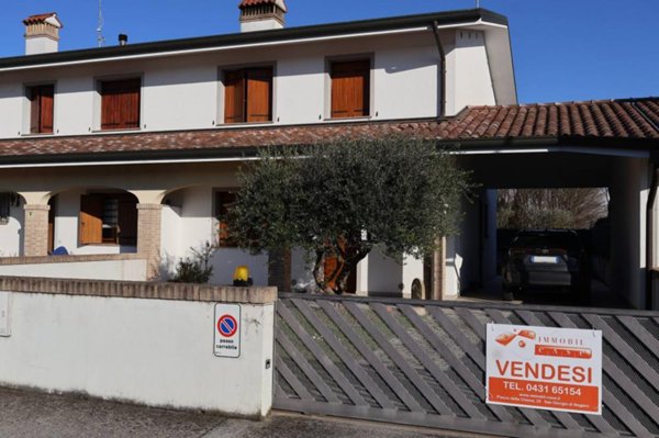 casa indipendente in vendita a Pocenia