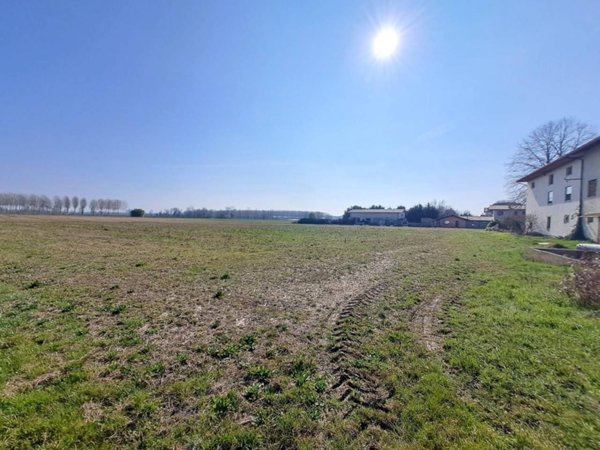 terreno agricolo in vendita a Pocenia