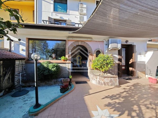 casa indipendente in vendita a Pocenia