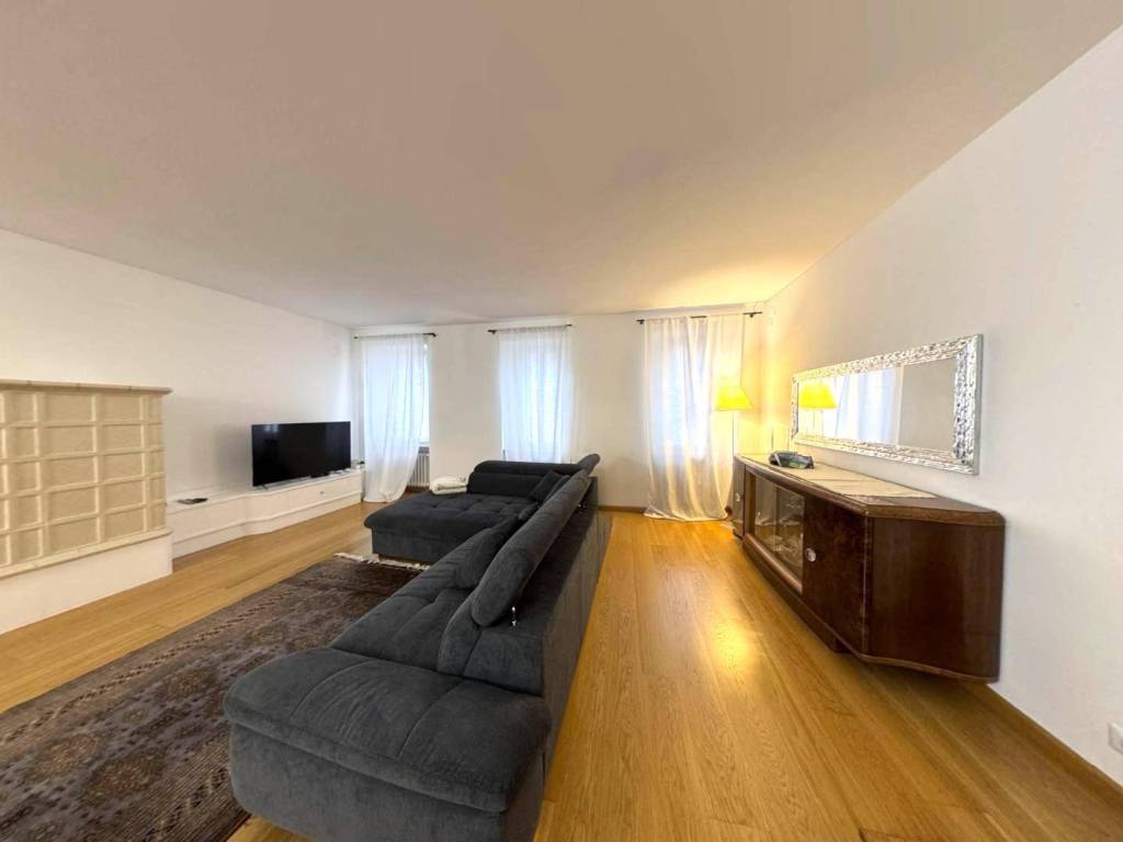 casa indipendente in vendita a Pontebba