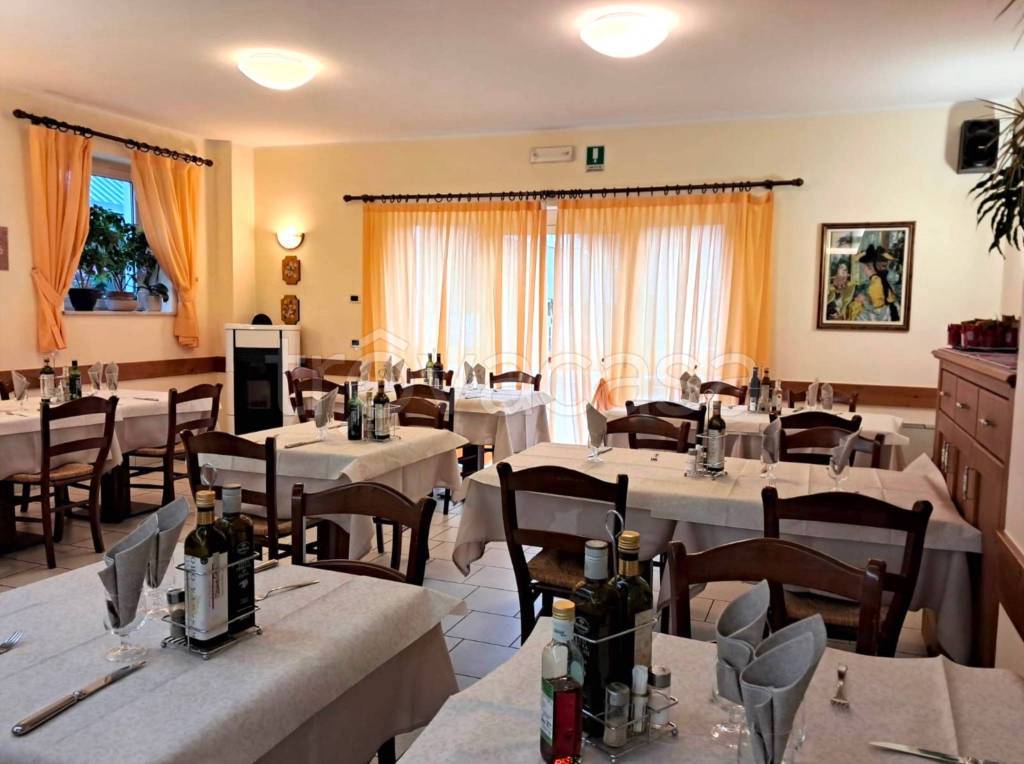 negozio in vendita a Pontebba in zona San Leopoldo