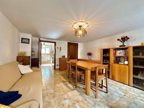 casa indipendente in vendita a Pontebba in zona Pietratagliata