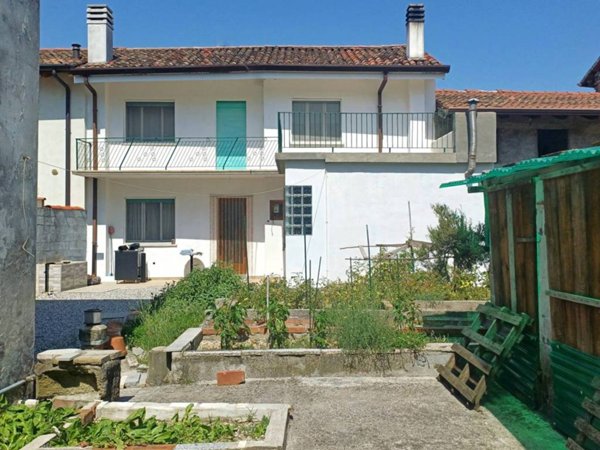 casa indipendente in vendita a Porpetto