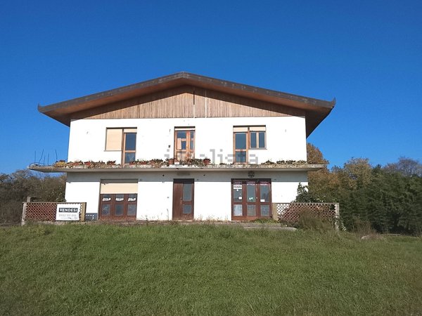 casa indipendente in vendita a Porpetto in zona Castello