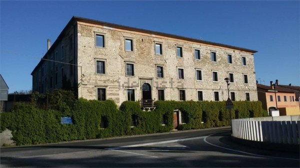 villa in vendita a Porpetto in zona Castello