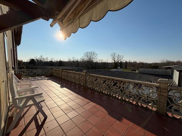 appartamento in vendita a Porpetto in zona Castello