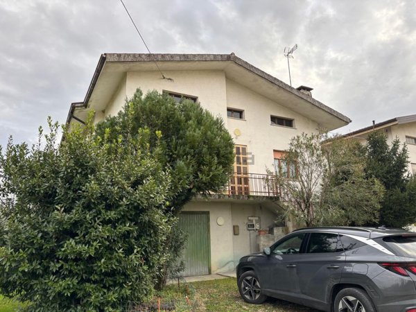 casa indipendente in vendita a Porpetto in zona Corgnolo