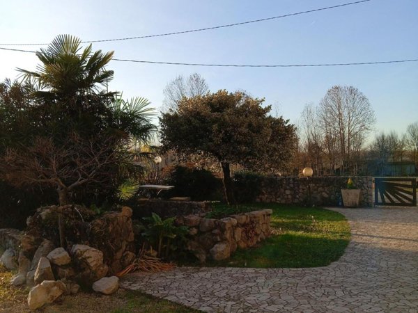 casa indipendente in vendita a Porpetto