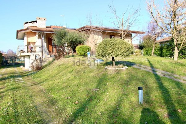 casa indipendente in vendita a Porpetto