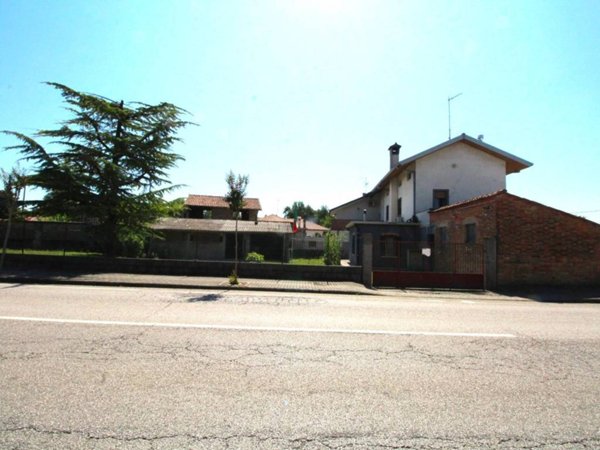 appartamento in vendita a Porpetto in zona Castello