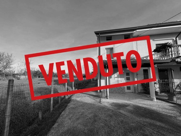 casa indipendente in vendita a Porpetto