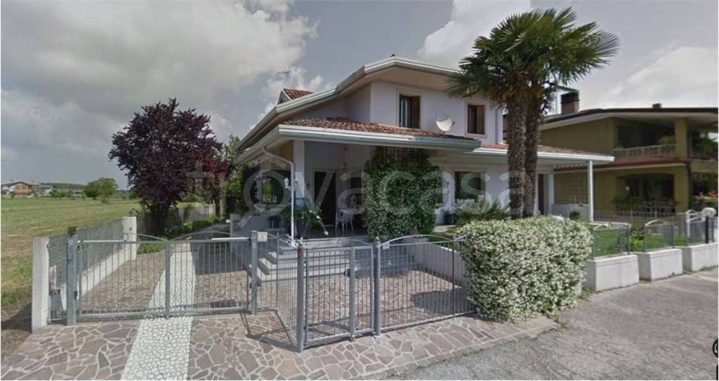 casa indipendente in vendita a Porpetto