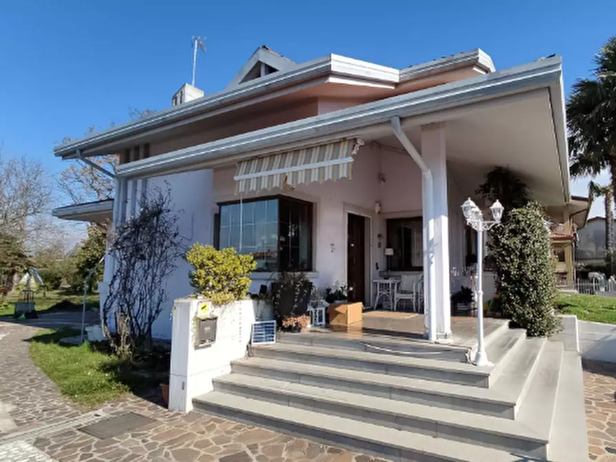 casa indipendente in vendita a Porpetto